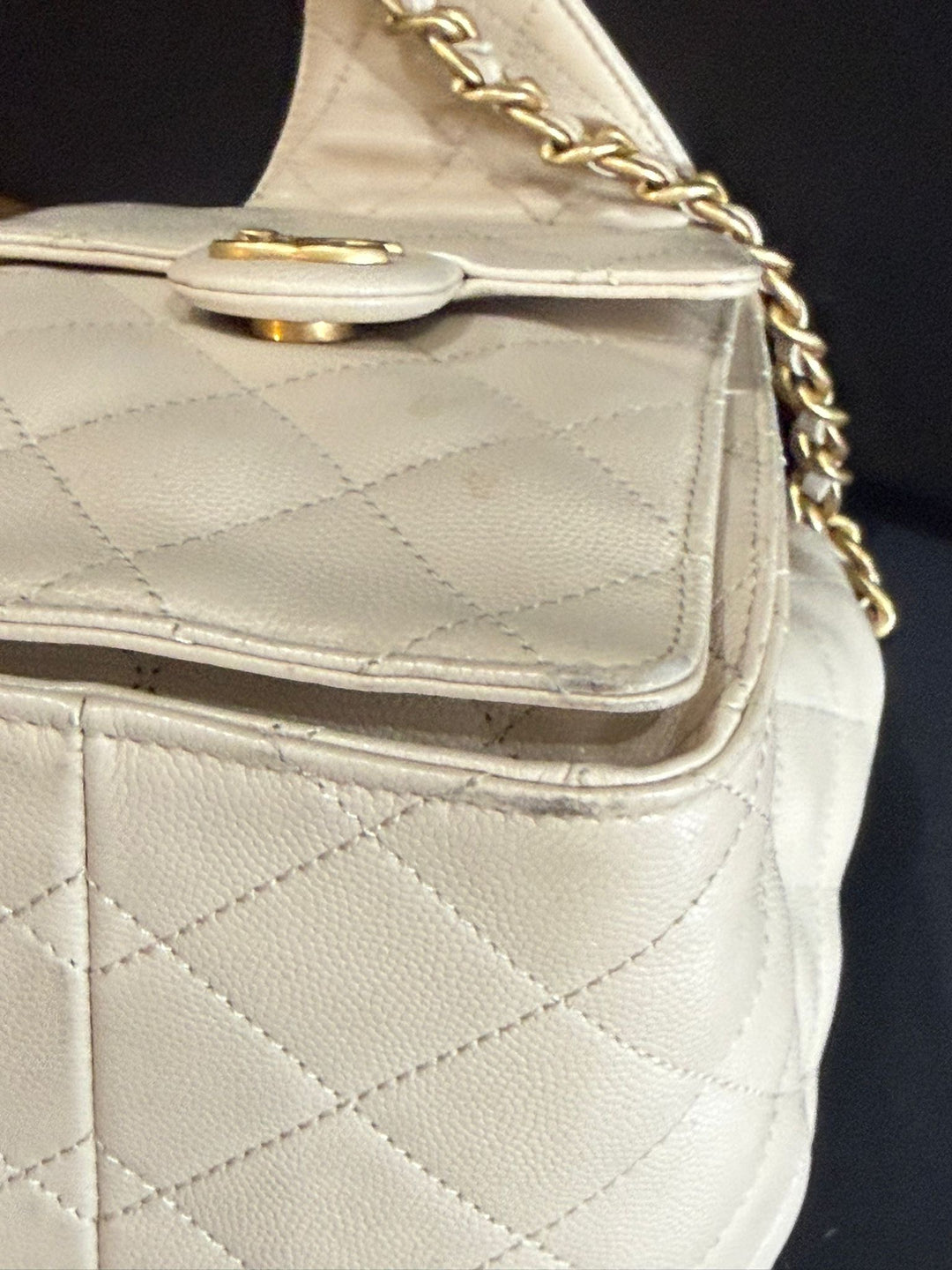 CHANEL Beige Caviar Aged GHW 25 Hobo Bag size SMALL 2025 25S collection