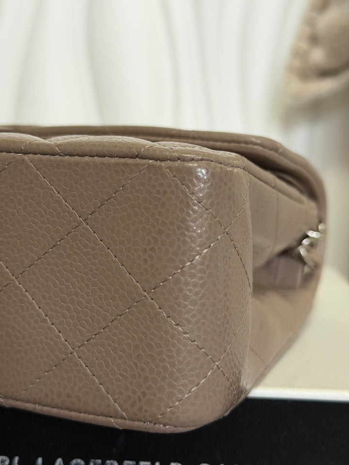 CHANEL series 20 15B Taupe Caviar SHW Medium ML Timeless Classic Double Flap Bag