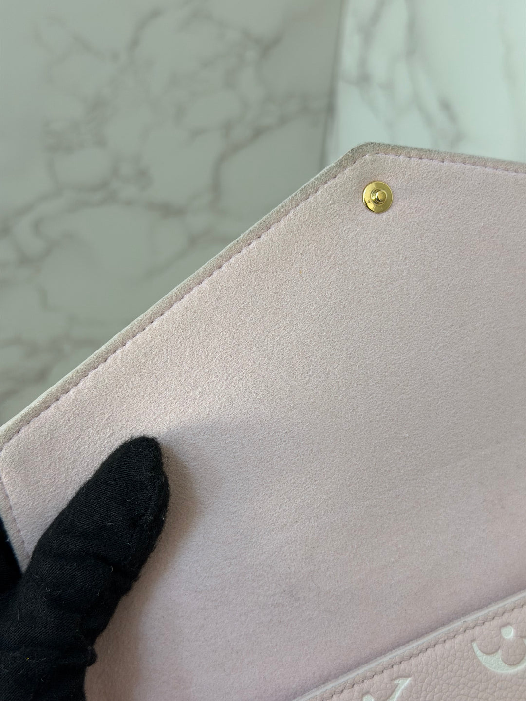 LOUIS VUITTON LV Pochette Felicie 2022 Pink/Beige/Yellow Emprinte Leather