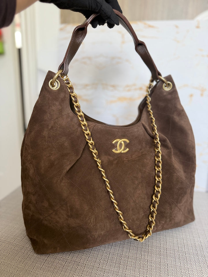 CHANEL 26C Brown Suede Maxi Hobo Bag 2026