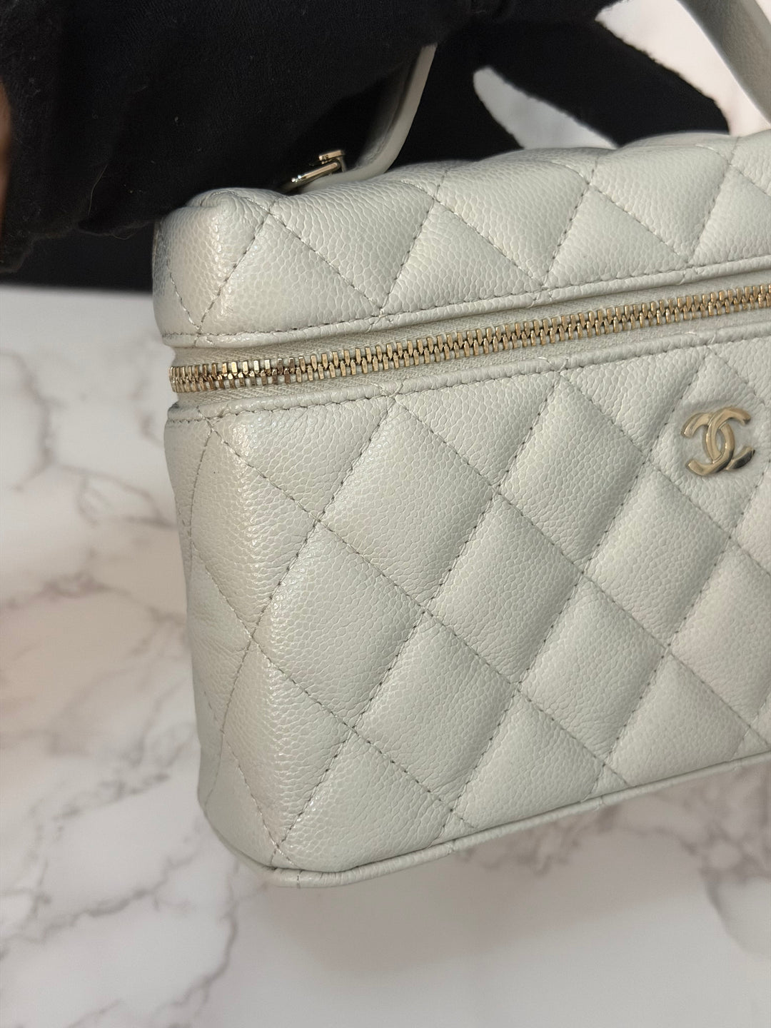 CHANEL 25B 2025 Light Grey Caviar LGHW Long Vanity Bag with Detachable Chain