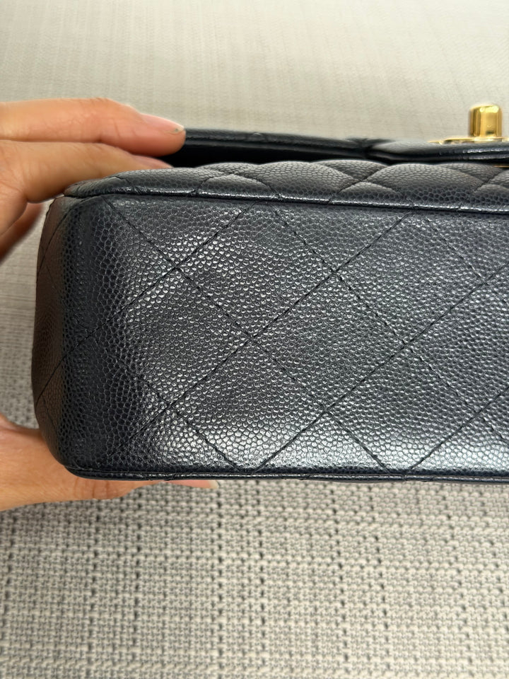 CHANEL series 30 Dark Navy Caviar LGHW Small Timeless Classic Double Flap Bag 2020