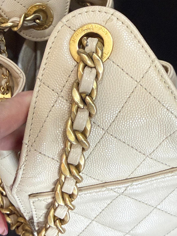 CHANEL Beige Caviar Aged GHW 25 Hobo Bag size SMALL 2025 25S collection