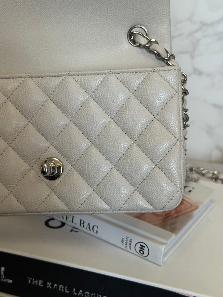 CHANEL 18B series 26 Ivory Caviar SHW Mini Rectangular Flap Bag 2018