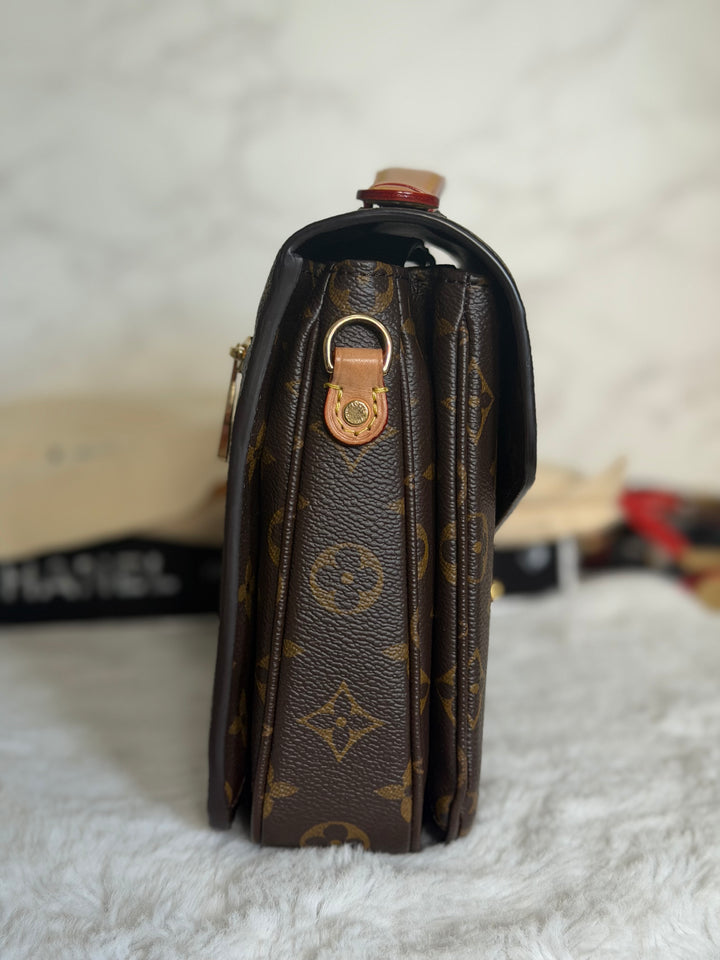 LOUIS VUITTON LV Pochette Metis Monogram Bag 2024