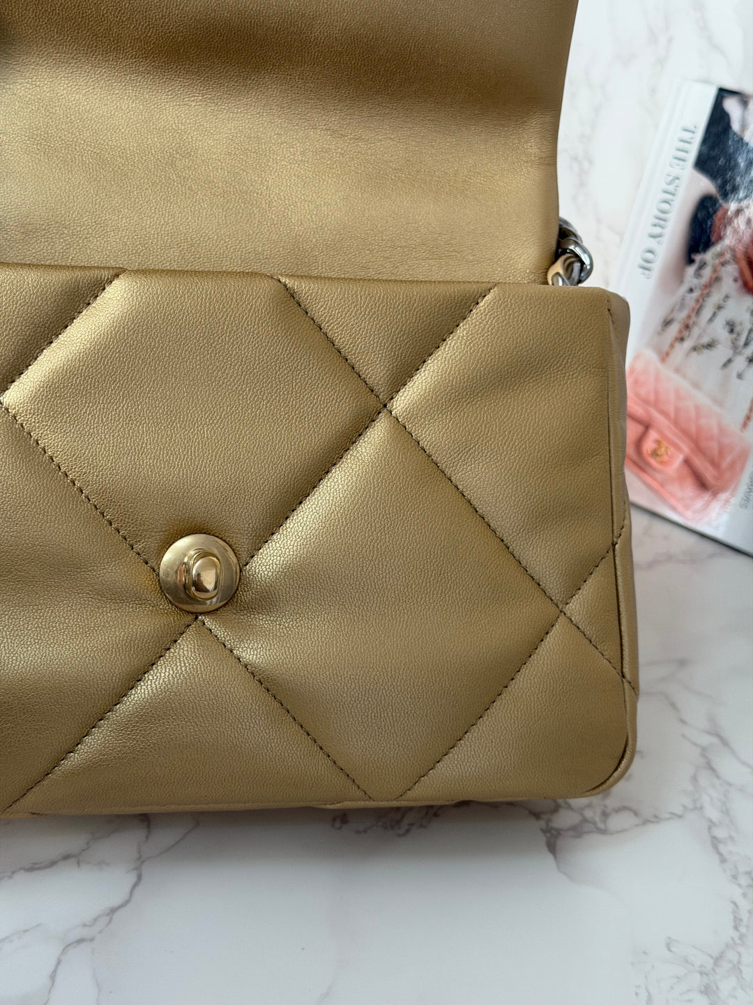 CHANEL series 30 2020 Gold metallic Goatskin 19 size Small with Mixed Hardware