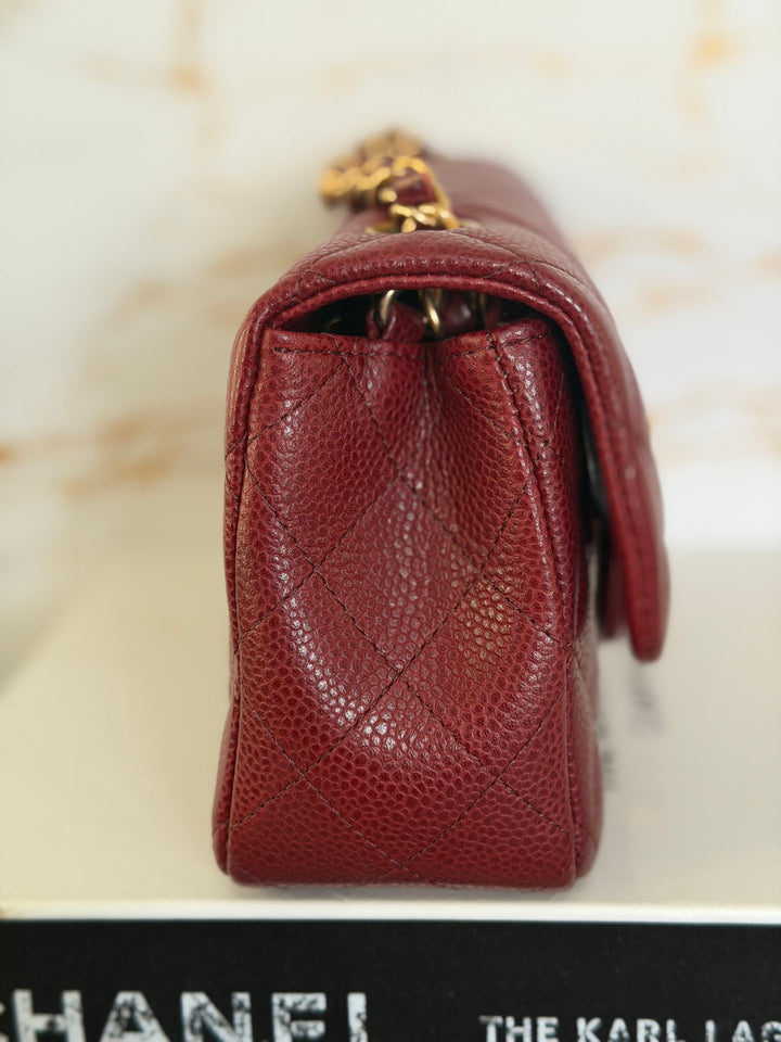 CHANEL series 21 15B collection Burgundy Caviar GHW Mini Rectangular Flap Bag 2015 RARE