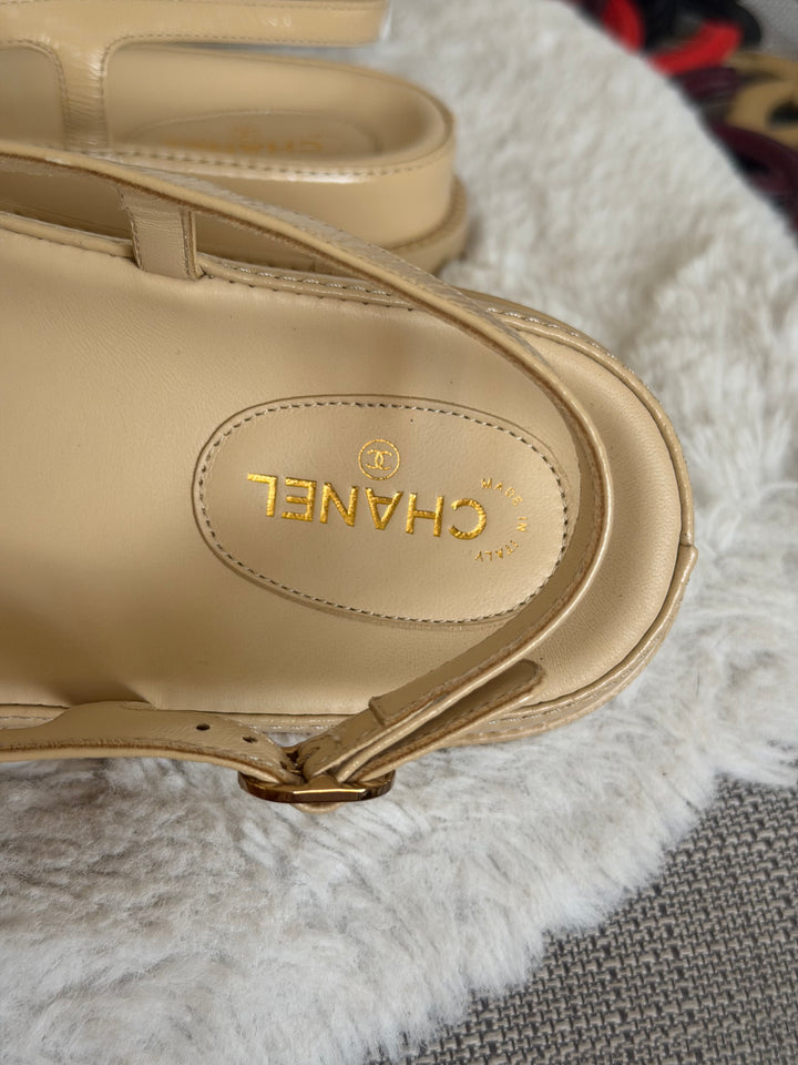 CHANEL Beige Dad’s Sandals 26B 2026 size EU 39