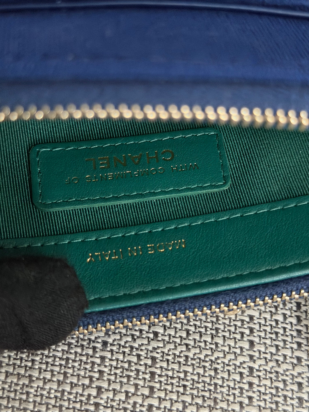 CHANEL series 28 Blue Jersey With Green Fabric Lining O Diver Wallet on Chain Phone Holder LGHW