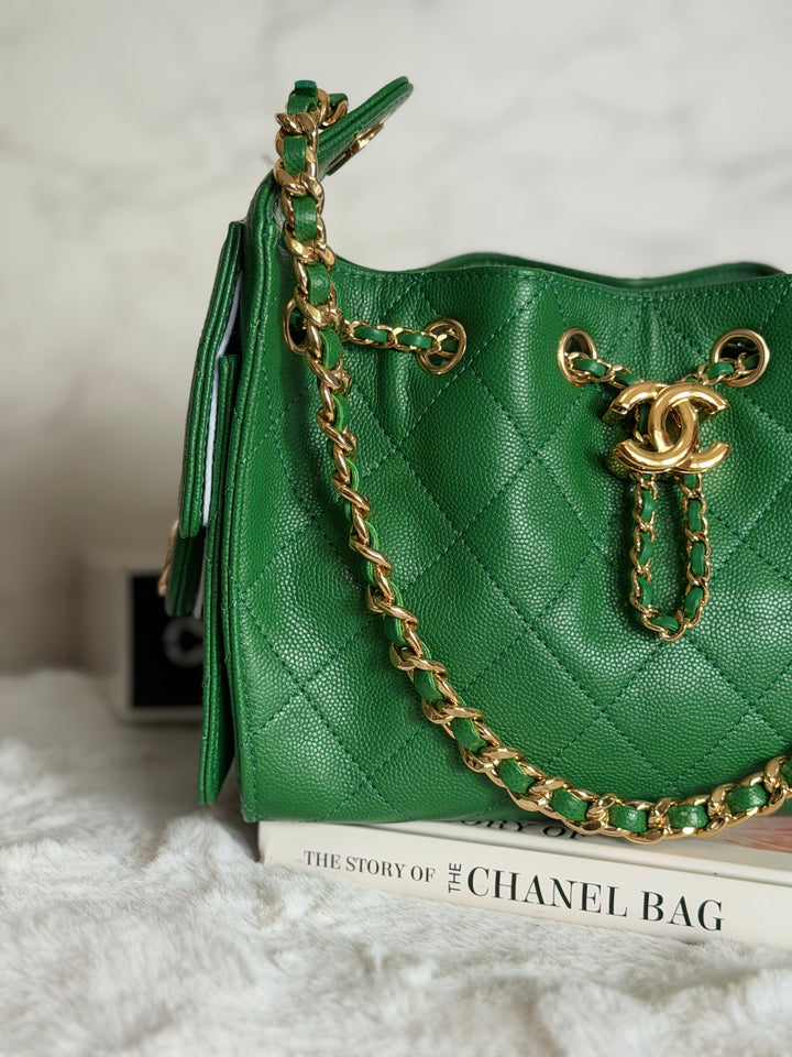 CHANEL Métiers d’art 2026 26A Green Caviar Shiny GHW MINI 25 Hobo Bag