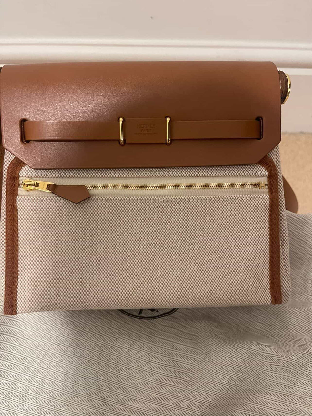 Hermes Herbag 20 Zip Ecru/Fauve Toile H Vache Hunter Leather Size Mini