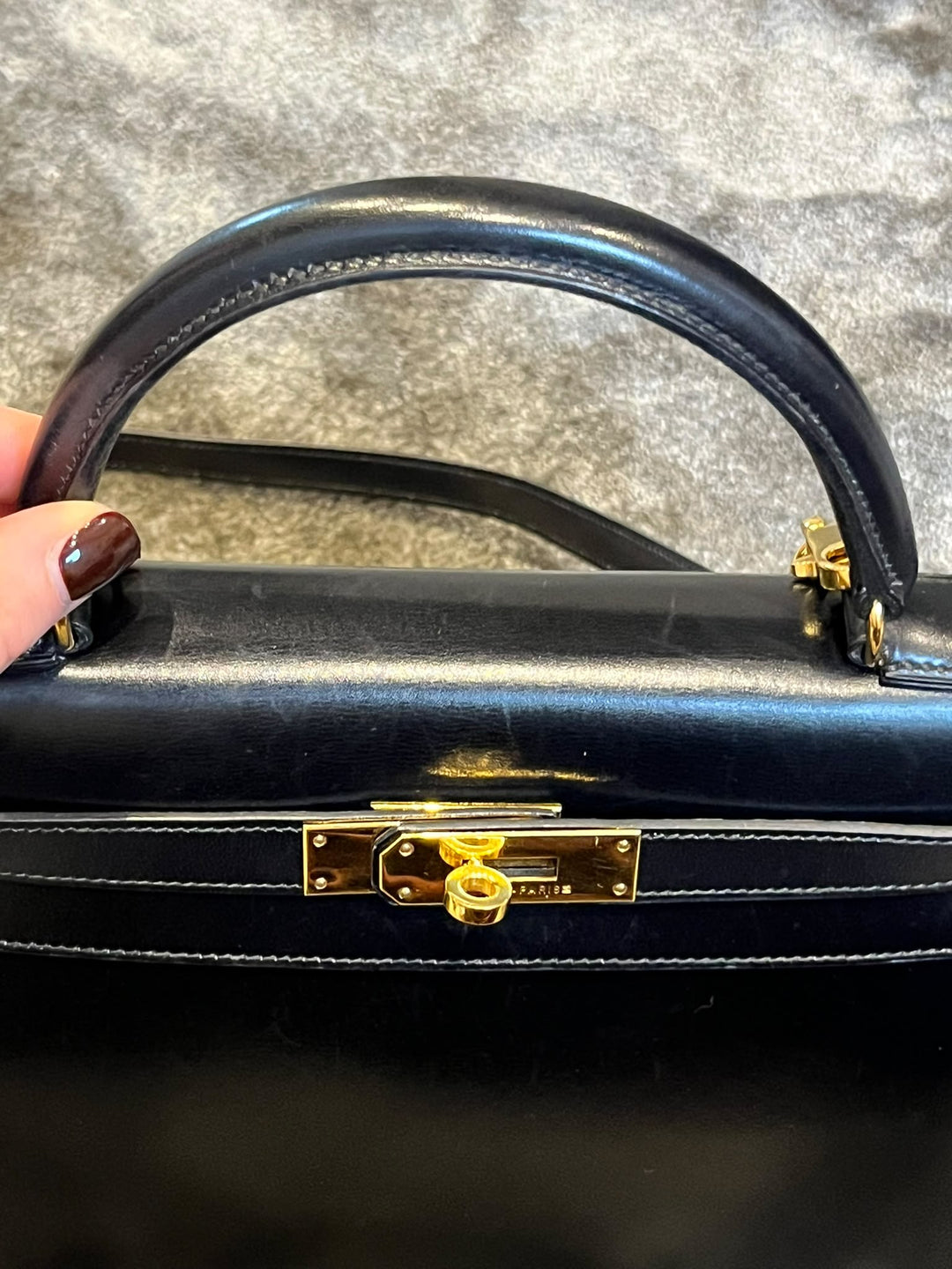 WA/Email to purchase only- HERMÈS Kelly 28 Vintage in Black 89 Noir 89 Box Leather GHW Stamp U in circle 1991
