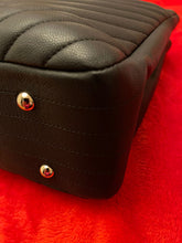 Load image into Gallery viewer, CHANEL series 27 2019 Black Caviar LGHW Chevron Timeless Tote Bag
