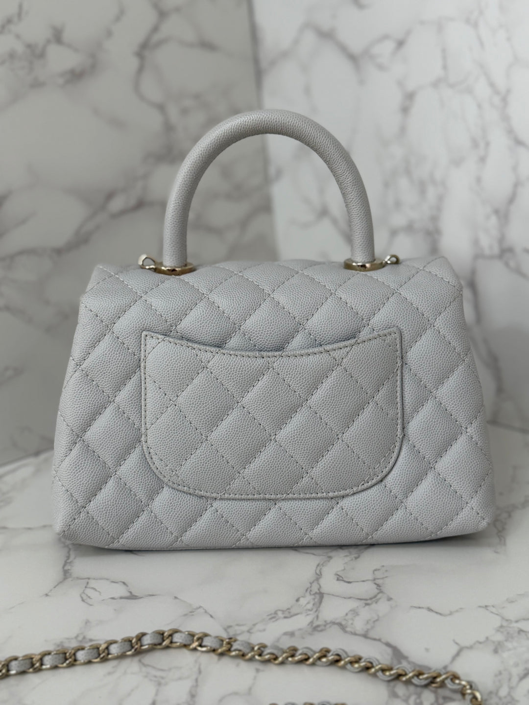 CHANEL 18P series 27 2018 Light Grey Caviar LGHW Coco Handle Size Small with Detachable Shoulder strap