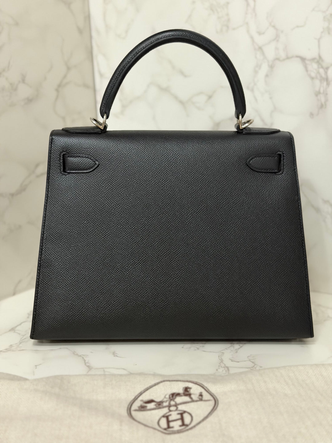 HERMES Black Noir Sellier Epsom Leather PHW Kelly 28 Stamp R 2014