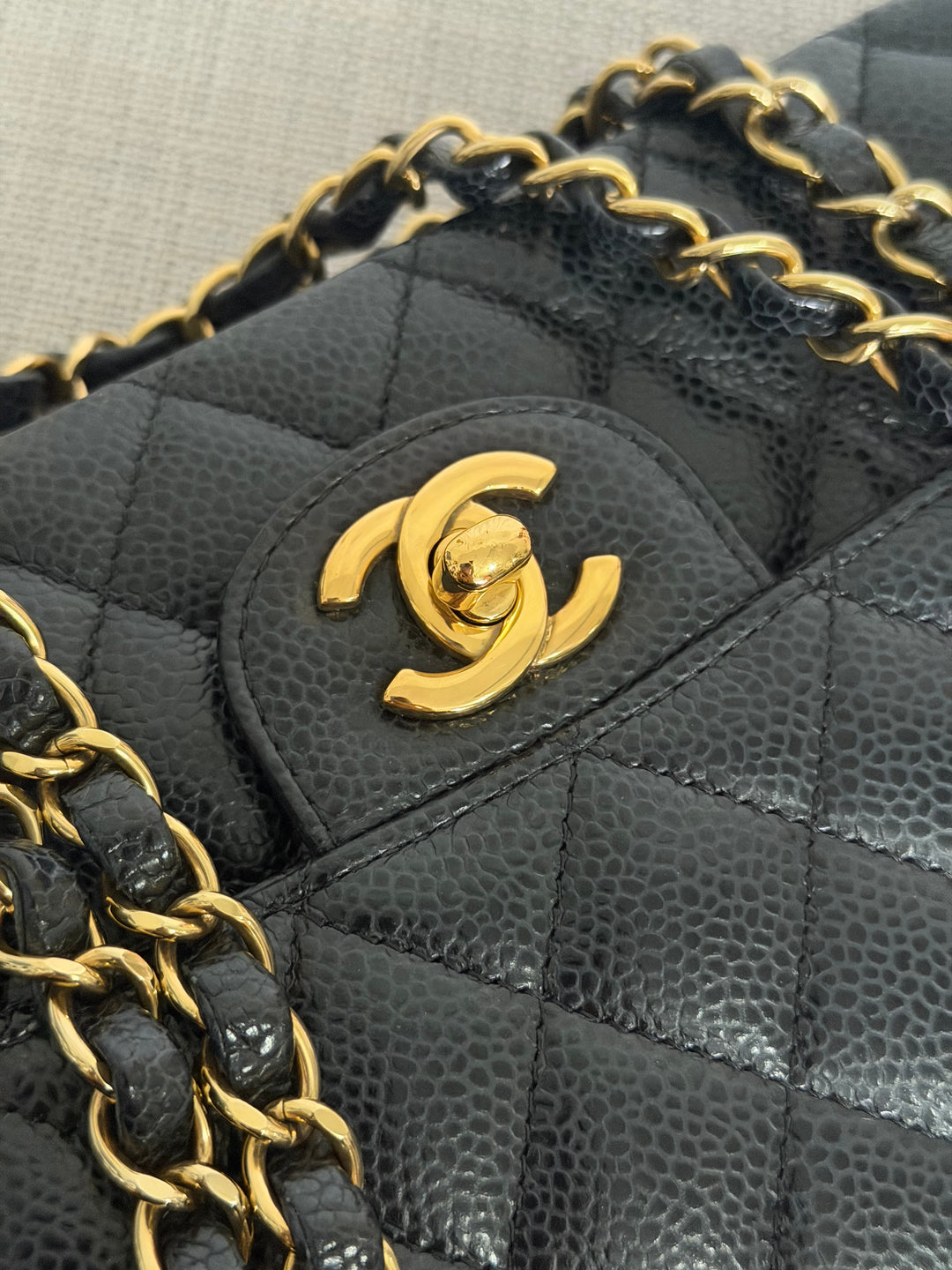 CHANEL 2022 Black Caviar GHW Timeless Classic Medium ML 11.12 Double Flap Bag