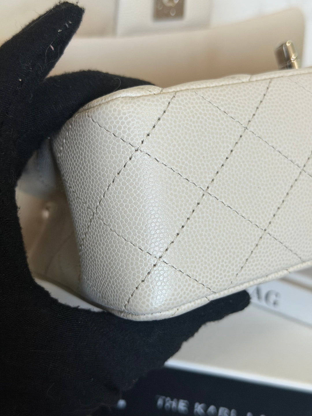 CHANEL 18B series 26 Ivory Caviar SHW Mini Rectangular Flap Bag 2018