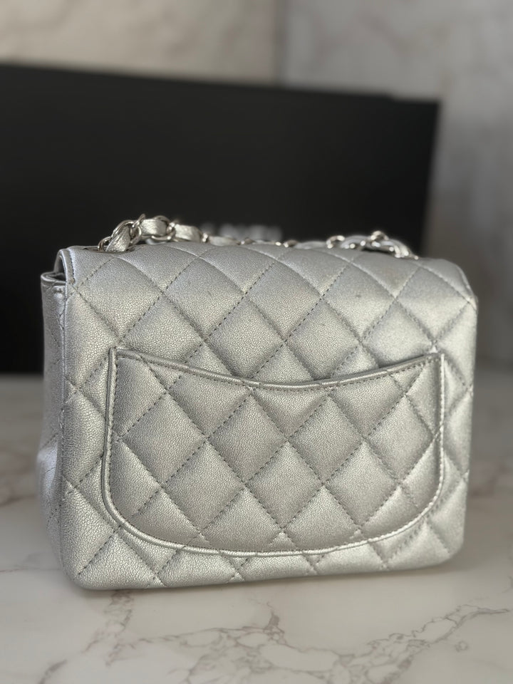 Chanel Series 31 21P Collection Iridescent Silver lambskin SHW Square Mini Flap Bag 2021
