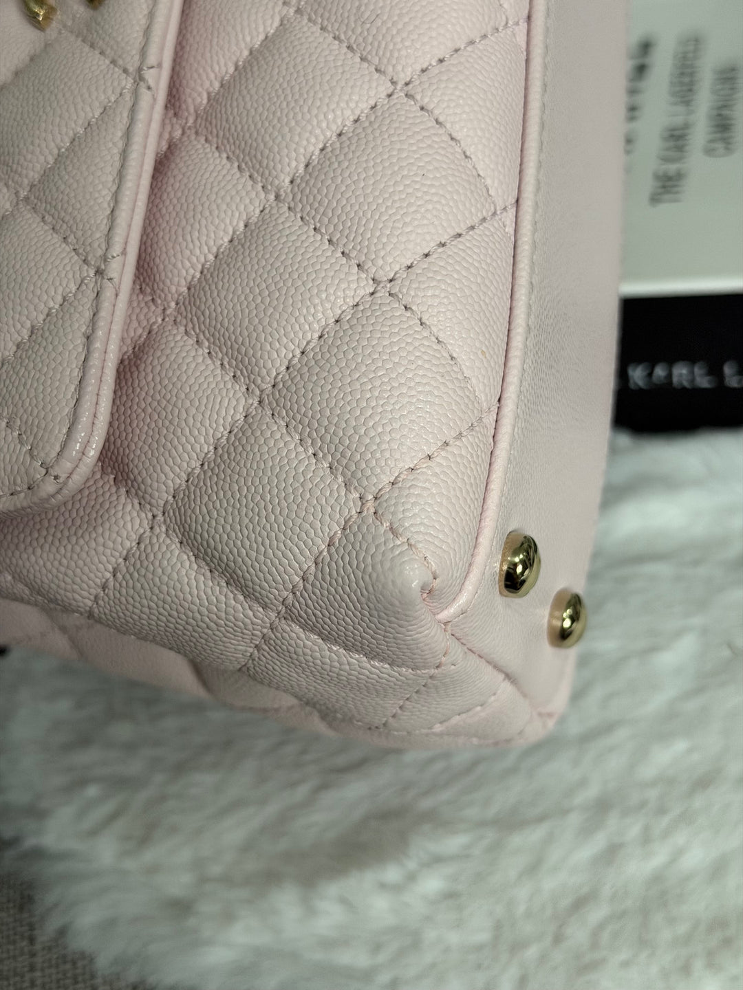 CHANEL 22P Sakura Pink Caviar LGHW Coco Handle Flap Bag with detachable strap 2022 size SMALL