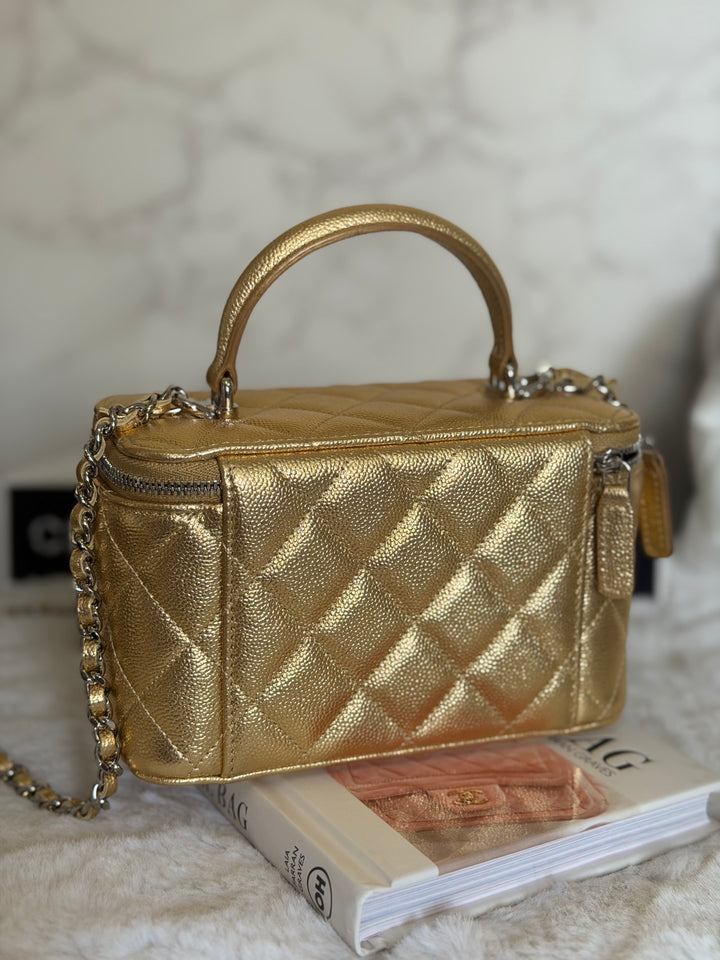 CHANEL 26A Métiers d’art Gold Caviar SHW Small Vanity Top Handle 2026