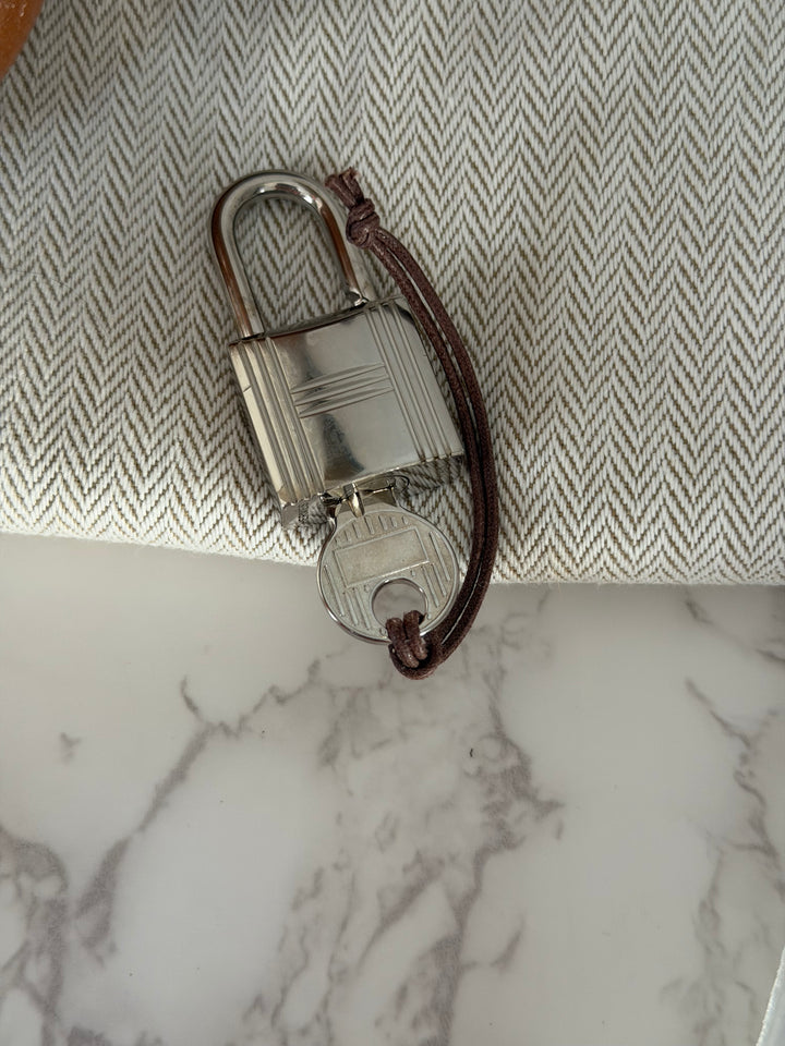 HERMES Picotin 18 Lock Bag in Gold Cle Leather PHW Stamp U 2022