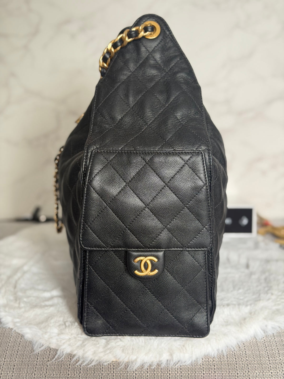 CHANEL Black Caviar aged GHW 25 Hobo Bag size Medium with detachable pouch 2025