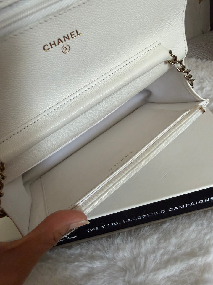 CHANEL White Caviar LGHW Classic Wallet on Chain (WOC) 2024