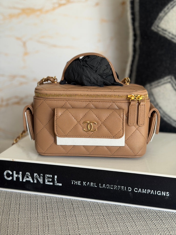 CHANEL Dark Beige Caviar Quilted Polly Pockets Cargo Small Vanity Case with Aged GHW 2023