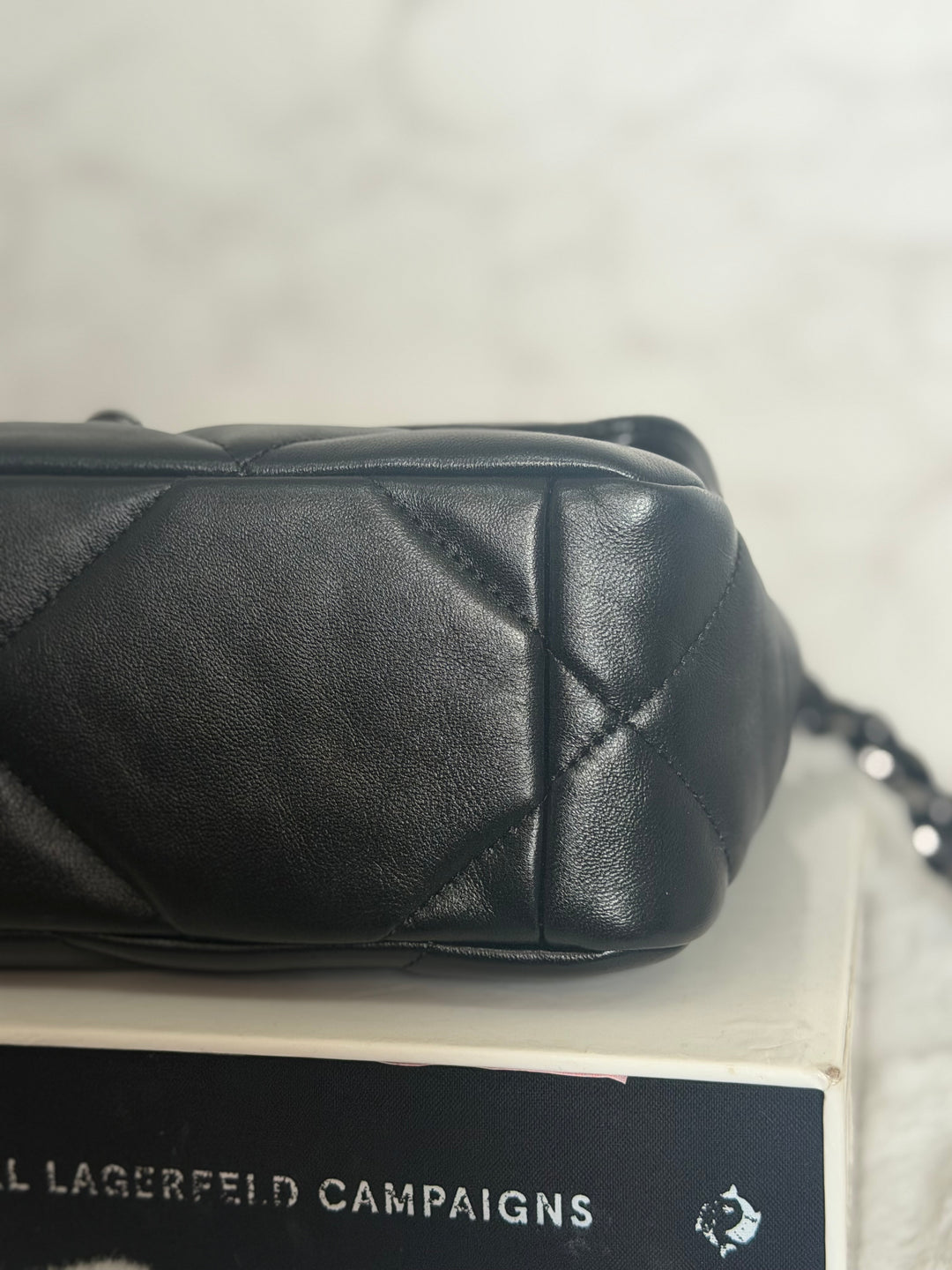 CHANEL 22P So Black 19 Black Lambskin Flap Bag size Small 2022