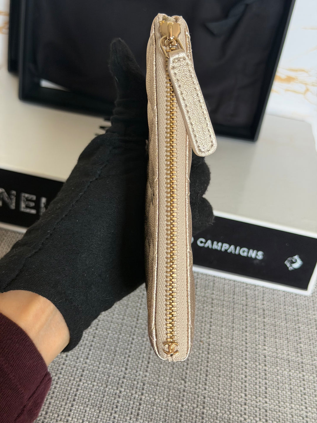 CHANEL 21P Metallic Gold Lambskin LGHW Mini O Case Pouch 15 cms