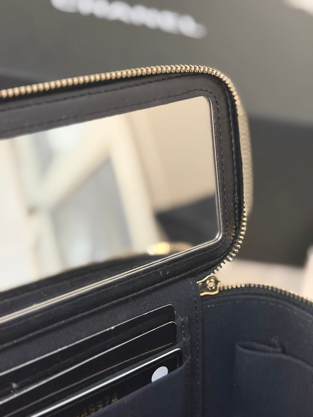 CHANEL series 31 Black Lambskin LGHW Small Vanity Case with Chain and Leather Top Handle