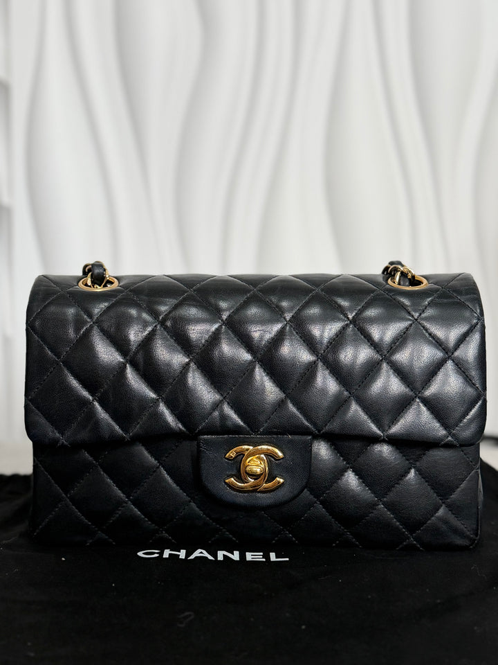CHANEL series 11 Black Lambskin 24K GHW Vintage Small classic double flap bag 2007/2008