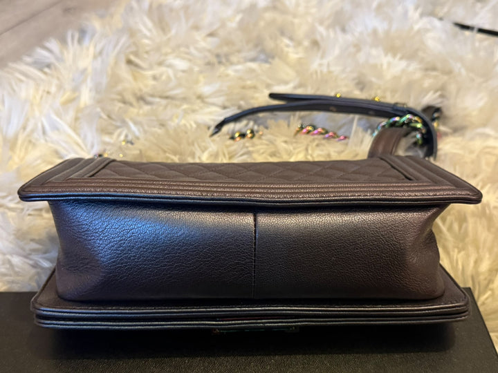 CHANEL series 21 16C Mermaid Iridescent purple caviar Rainbow hardware Le Boy Flap Bag Old Medium size