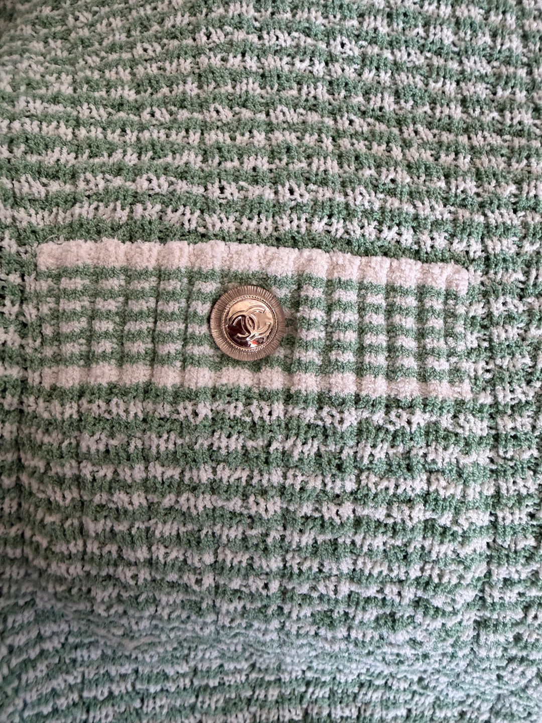 CHANEL 21C Green and White Knitted Cardigan size EU 34 2021