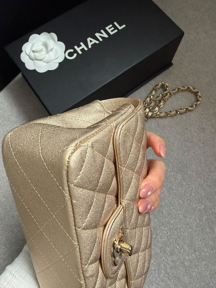 CHANEL series 31 21P Collection Iridescent Gold Lambskin LGHW Mini Rectangular Flap Bag 2021