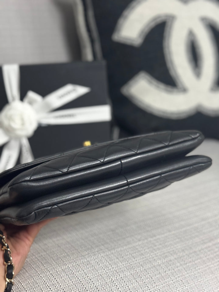 Chanel series 29 (2019) Black Lambskin LGHW Trendy CC Shoulder Flap Bag