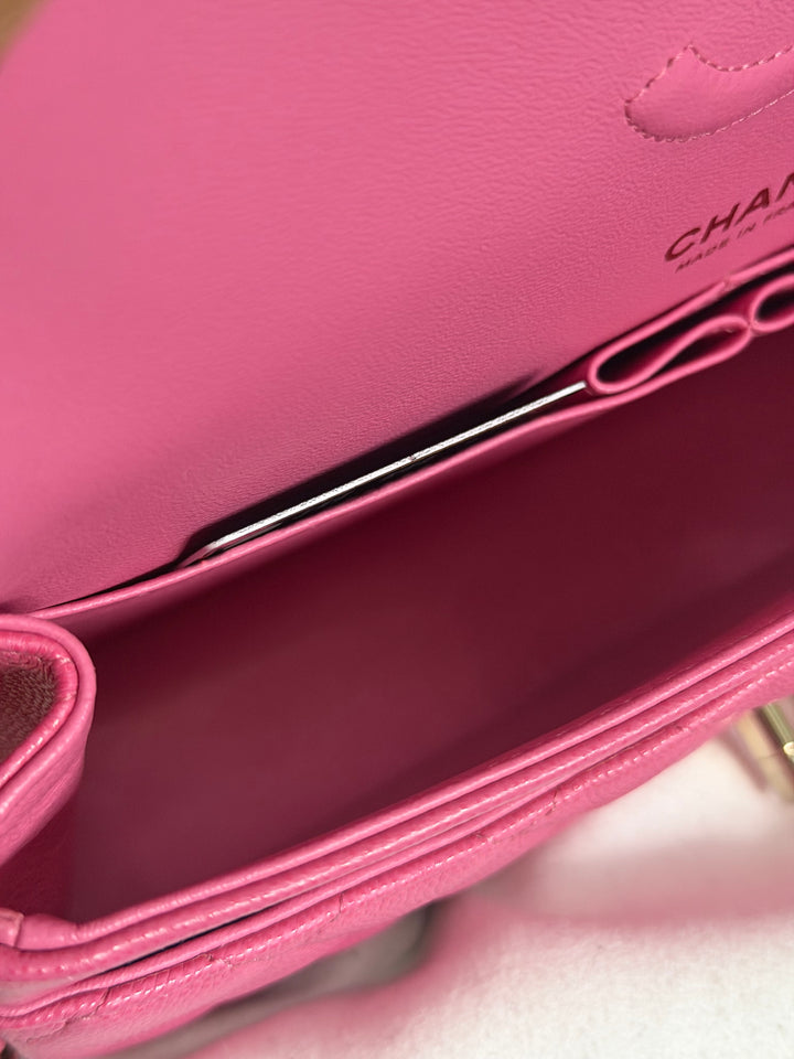 CHANEL series 27 19C Barbie Pink Caviar LGHW 11.12 Medium M/L Timeless Classic Double Flap Bag