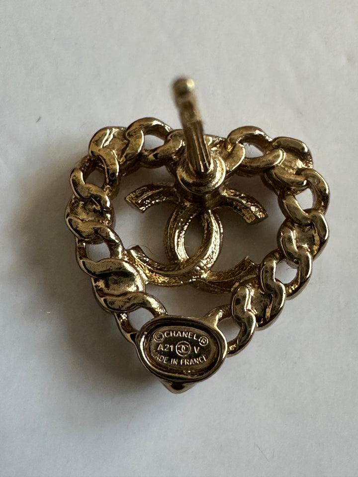 Chanel 21A Heart Multi coloured gems Gold tone earrings