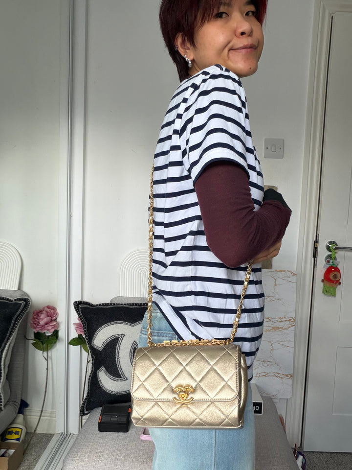 CHANEL Gold Metallic Lambskin CC Crystal Logo Chain Flap Bag 2022