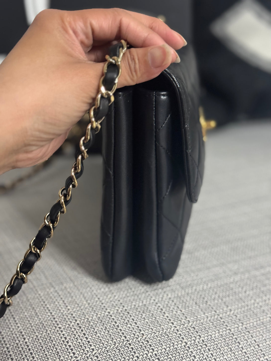 Chanel series 29 (2019) Black Lambskin LGHW Trendy CC Shoulder Flap Bag