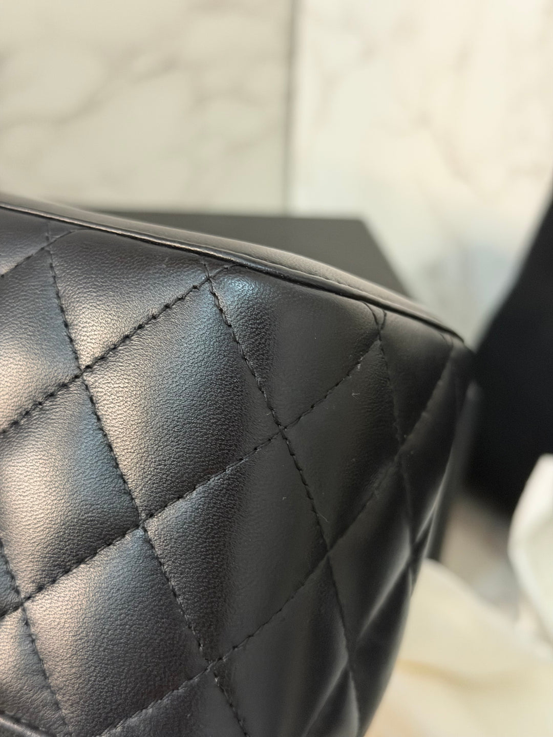 CHANEL series 31 Black Lambskin LGHW Small Vanity Case with Chain and Leather Top Handle