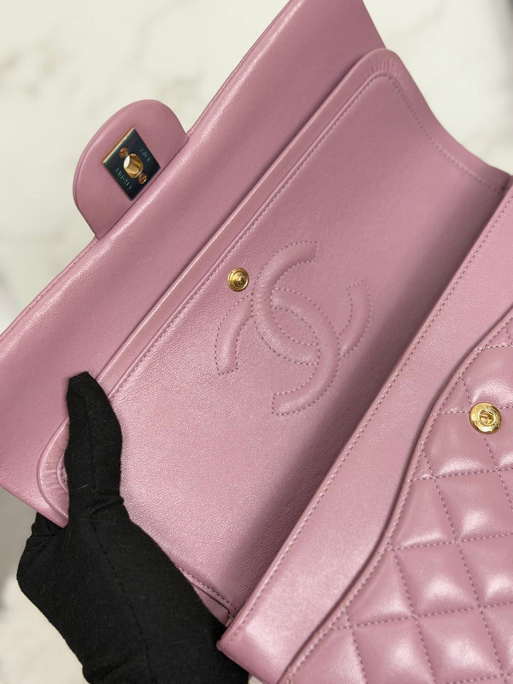 CHANEL series 21 Mauve Pink Purple Lambskin LGHW Medium ML Timeless Classic Double Flap Bag 2015