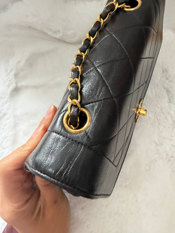 CHANEL Vintage series 2 24k GHW Hardware Diana Flap Bag size SMALL 1991-1994