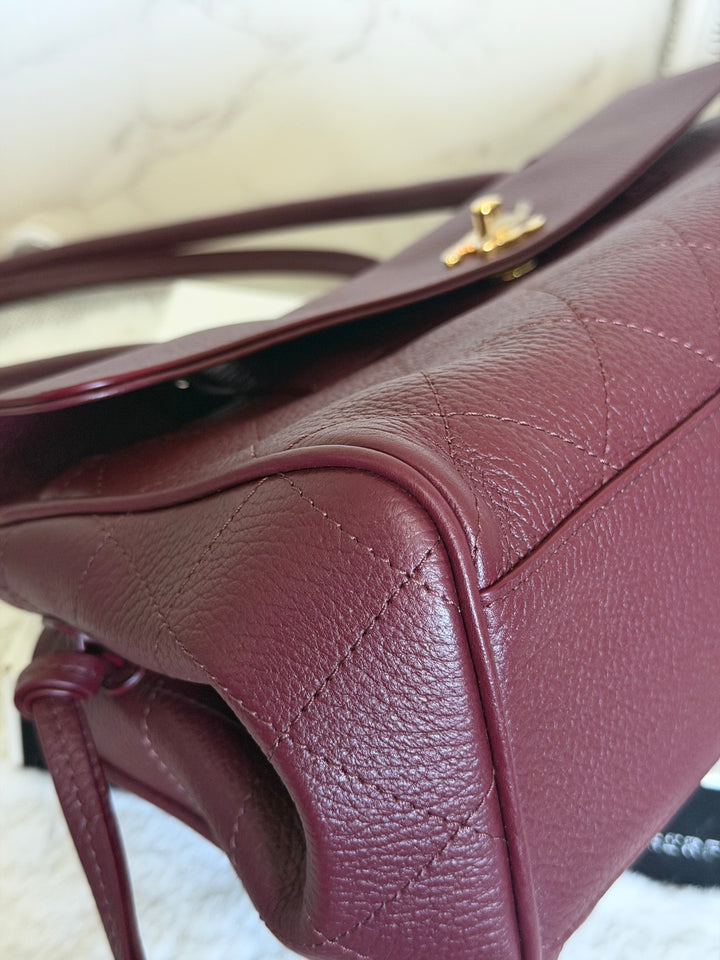 CHANEL Burgundy Caviar LGHW Urban Essentials East West Shopping Tote Bag size Small Matthieu Blazy 26S 2026