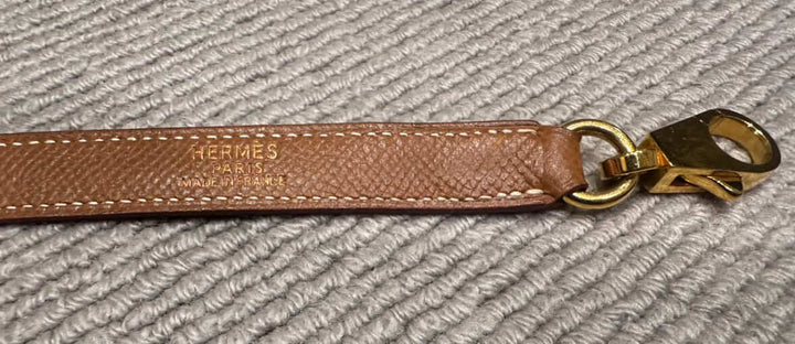 Hermes Gold Retourne Courcheval Leather GHW Vintage Stamp A in Sq (1997) Kelly 28