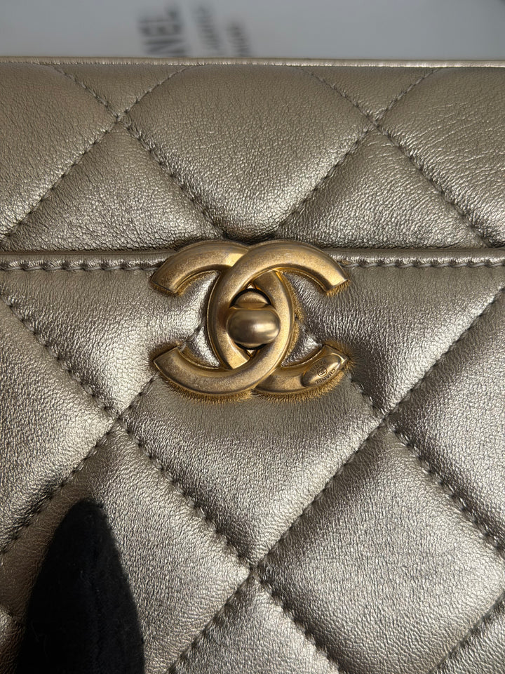CHANEL Gold Metallic Lambskin CC Crystal Logo Chain Flap Bag 2022
