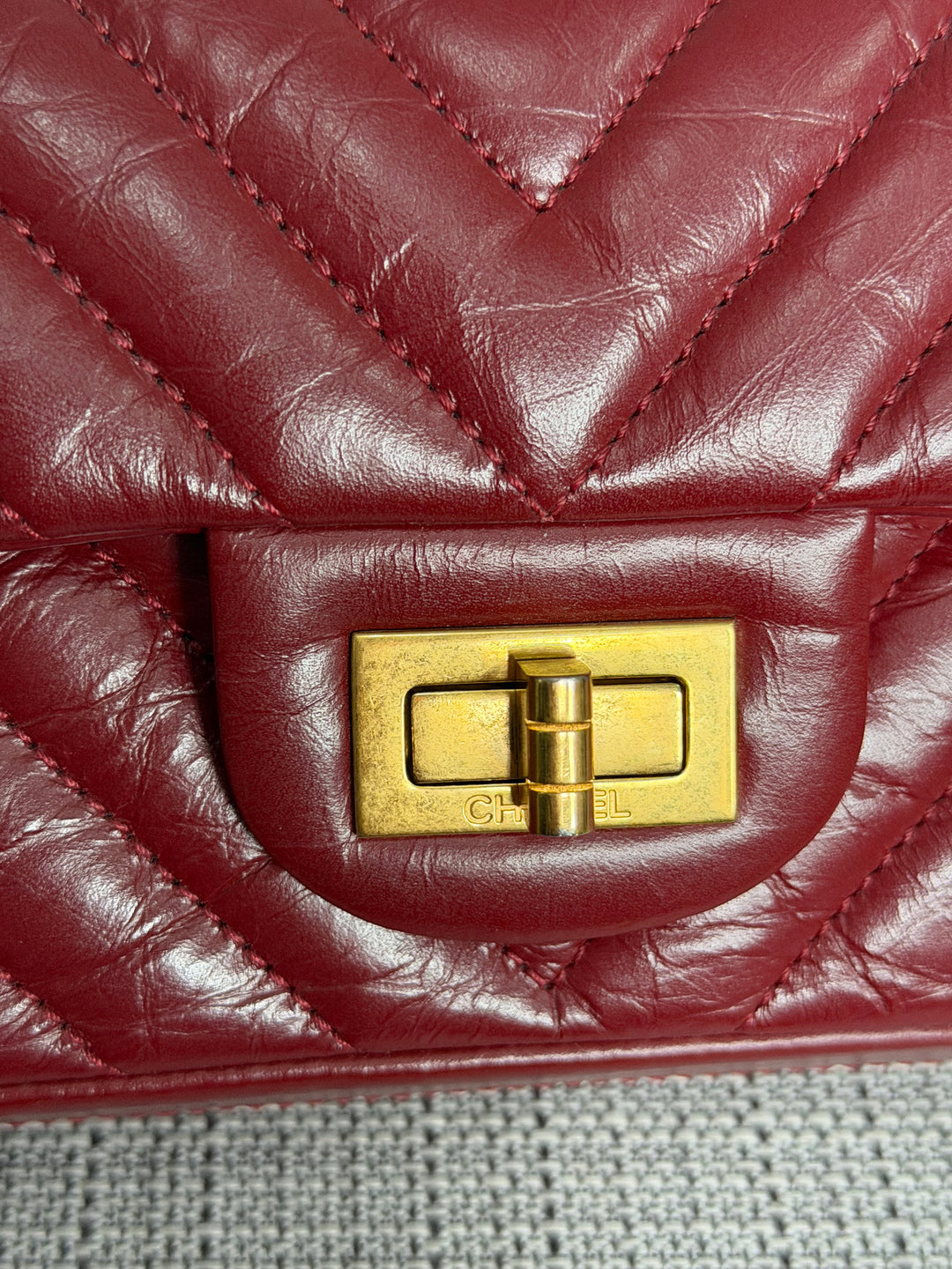 CHANEL 16A collection 2016 Series 23 Burgundy Calf skin Chevron Mini Reissue Flap Bag with Aged GHW