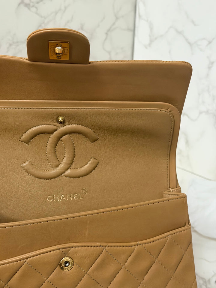 CHANEL series 4 Vintage 24K GHW Dark Beige Lambskin Timeless Classic Medium Double Flap Bag