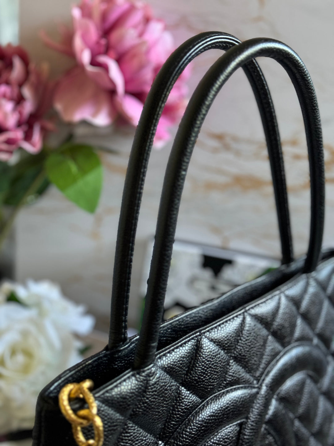 Chanel series 7 Vintage 2002-2003 Black Caviar GHW Medallion Tote Bag