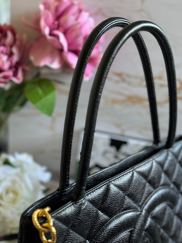 Chanel series 7 Vintage 2002-2003 Black Caviar GHW Medallion Tote Bag
